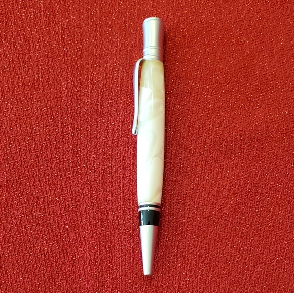 Specialty Executive Twist Ink Pen - Picture 3 of 3